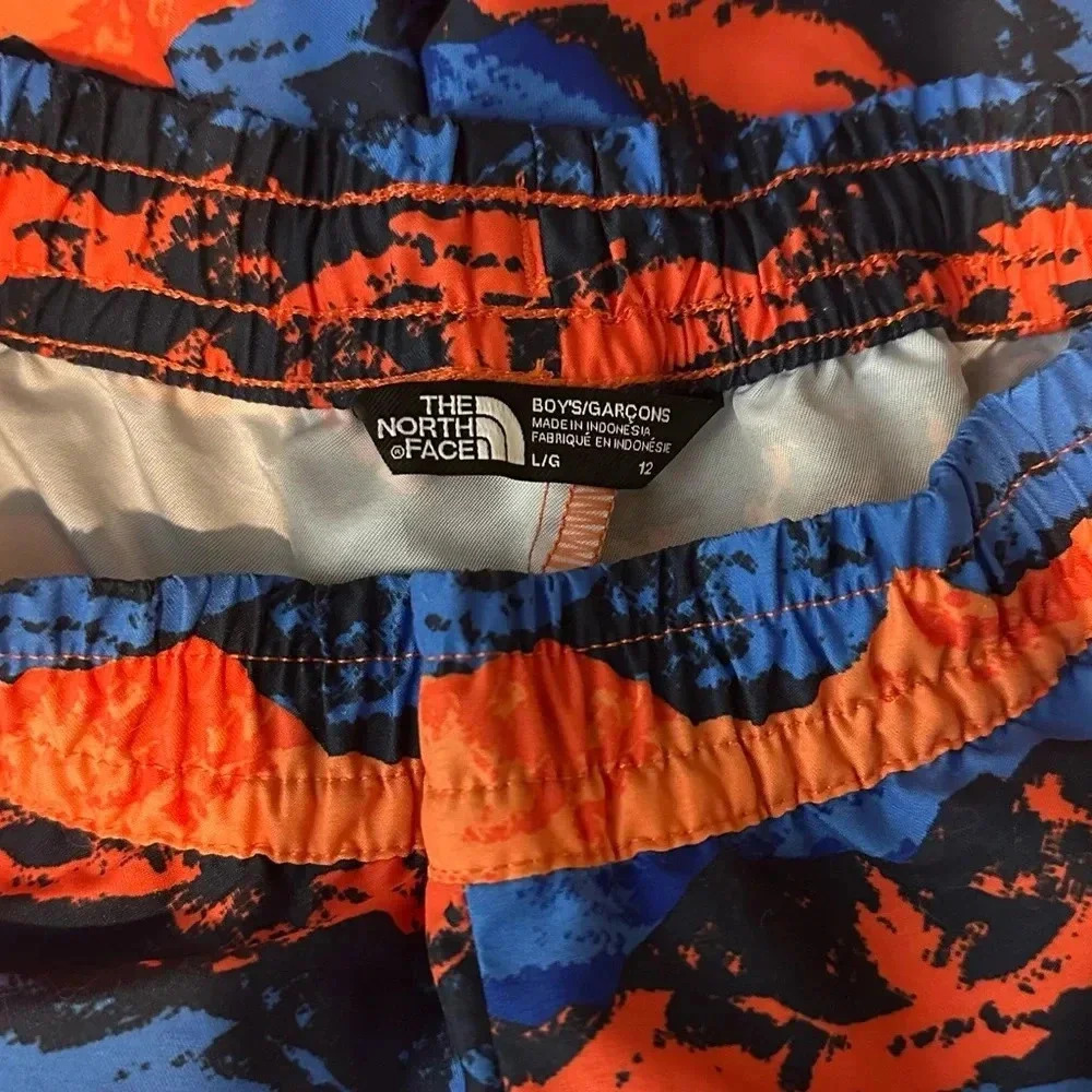 North Face swim trunks size L 12 - Picture 3 of 3
